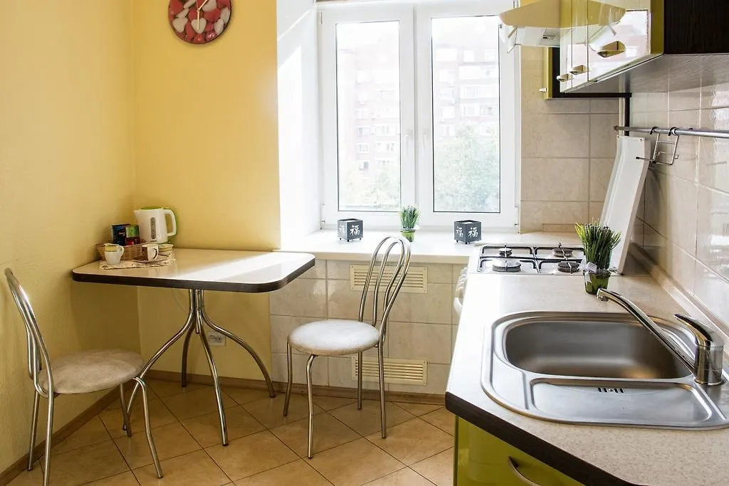 Kyiv Apartment In The City Center On Turgenevskaya Street 0*,